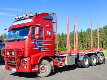 Φορτηγό ξυλείας VOLVO FH16