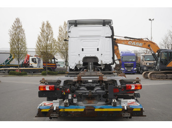 Φορτηγό μεταφοράς εμπορευματοκιβωτίων/ Κινητό αμάξωμα MERCEDES-BENZ Actros 2545 6×2 MP5 / ADR / several units: φωτογραφία 4