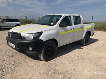 Ημιφορτηγό TOYOTA Hilux