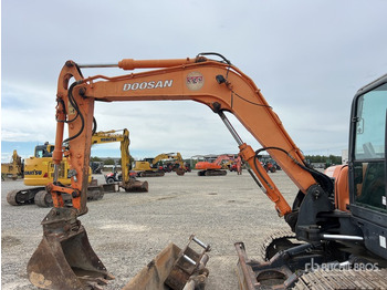 Ερπυστριοφόρος εκσκαφέας 2009 Doosan DX80R Escavatore cingolato: φωτογραφία 5