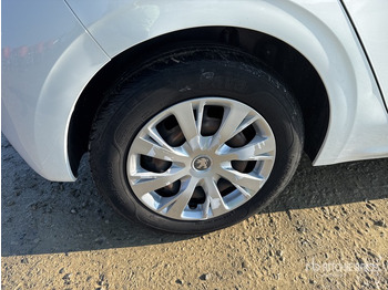 Φορτηγό κόφα 2018 Peugeot 208 BERLINA VAN ACTIVE BLUEHDI Van Truck: φωτογραφία 5