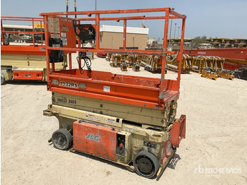 Ψαλιδωτό ανυψωτικό JLG