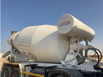 Μπετονιέρα φορτηγό 2019 Renault K440 8x4 Twin-Steer Mixer Truck: φωτογραφία 5