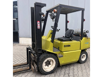 Υγραεριοκίνητο περονοφόρο CLARK