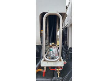 Φορτηγό βυτιοφόρο DAF CF400: φωτογραφία 2 Φορτηγό βυτιοφόρο DAF CF400: φωτογραφία 2