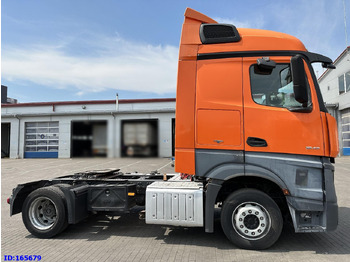 Τράκτορας MERCEDES-BENZ Actros 1843