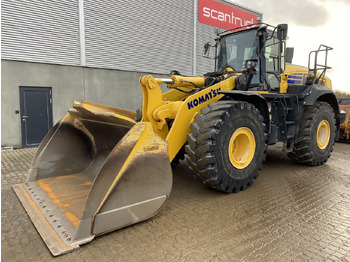 Ελαστιχοφόρος φορτωτής KOMATSU WA475