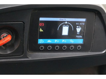 Ηλεκτροκίνητο περονοφόρο Jungheinrich EFG318k: φωτογραφία 4