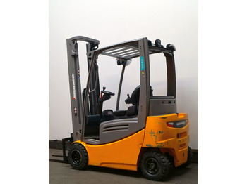 Ηλεκτροκίνητο περονοφόρο Jungheinrich EFG318k: φωτογραφία 2