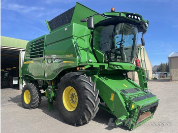 Θεριζοαλωνιστική μηχανή JOHN DEERE T670