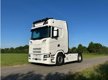 Τράκτορας SCANIA S 540
