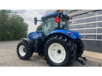 Τρακτέρ New Holland T7.175 RangeCommand med frontlift. Meget velholdt: φωτογραφία 3