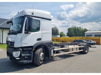 Φορτηγό μουσαμάς MERCEDES-BENZ Actros 1836