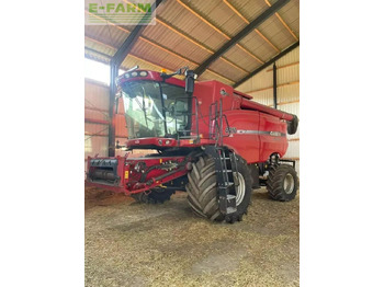 Θεριζοαλωνιστική μηχανή CASE IH