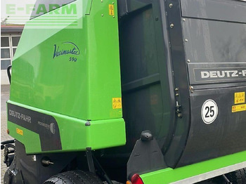 Χορτοδετική μηχανή τετράγωνες μπάλες Deutz-Fahr vari master 590: φωτογραφία 2