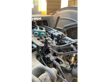 Τρακτέρ JCB Fastrac 4220: φωτογραφία 2