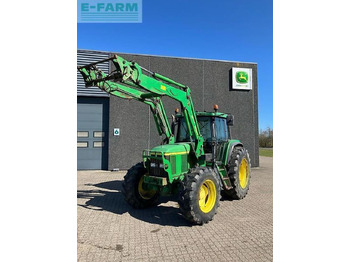 Τρακτέρ JOHN DEERE 6810