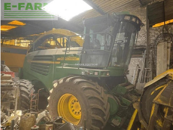 Ενσιρωτική μηχανή JOHN DEERE 7400