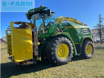 Ενσιρωτική μηχανή JOHN DEERE 8300