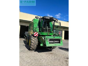 Θεριζοαλωνιστική μηχανή JOHN DEERE T560