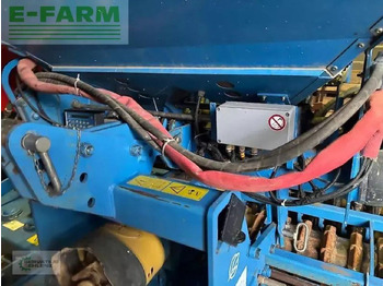 Σπαρτική με σβάρνα Lemken zirkon 10/300 + solitair 8/300: φωτογραφία 5 Σπαρτική με σβάρνα Lemken zirkon 10/300 + solitair 8/300: φωτογραφία 5