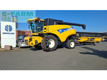 Θεριζοαλωνιστική μηχανή NEW HOLLAND CR9070