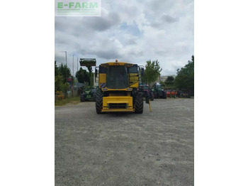 Θεριζοαλωνιστική μηχανή New Holland csx 7050: φωτογραφία 3