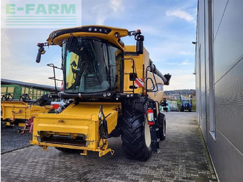 Θεριζοαλωνιστική μηχανή New Holland cx 8.80 allrad: φωτογραφία 2