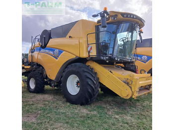 Θεριζοαλωνιστική μηχανή NEW HOLLAND CX series