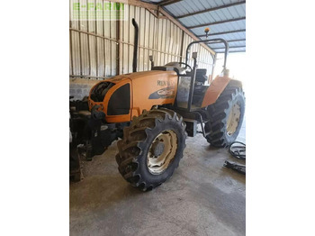 Τρακτέρ RENAULT