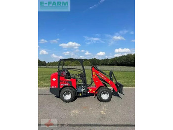 Ελαστιχοφόρος φορτωτής SCHÄFFER