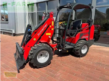 Ελαστιχοφόρος φορτωτής SCHÄFFER