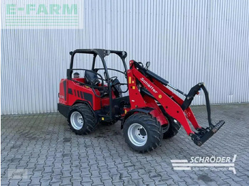 Ελαστιχοφόρος φορτωτής SCHÄFFER