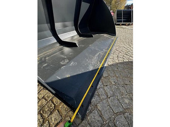 Νέα Κουβάς Big Volumenschaufel 250 cm mit Atlas Aufnahme: φωτογραφία 2 Νέα Κουβάς Big Volumenschaufel 250 cm mit Atlas Aufnahme: φωτογραφία 2