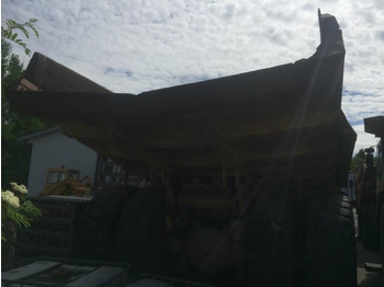 Ανατρεπόμενο όχημα μεταφοράς λατομικών υλικών Komatsu HD 465-5: φωτογραφία 2