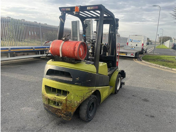 Υγραεριοκίνητο περονοφόρο Clark C25G: φωτογραφία 5 Υγραεριοκίνητο περονοφόρο Clark C25G: φωτογραφία 5