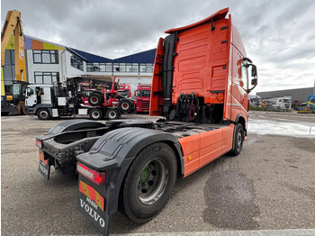 Τράκτορας Volvo FH 500 4X2 EURO 6 SKIRTS STANDKLIMA: φωτογραφία 4 Τράκτορας Volvo FH 500 4X2 EURO 6 SKIRTS STANDKLIMA: φωτογραφία 4