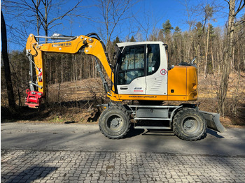 Τροχοφόρος εκσκαφέας LIEBHERR A 910