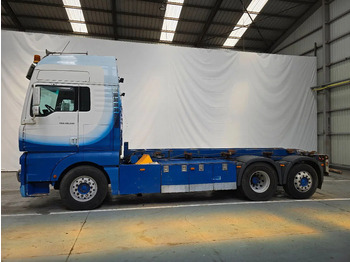 Φορτηγό σασί TGA 26.510 RETARDER / PTO / AIRCO: φωτογραφία 2