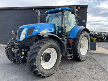 Τρακτέρ NEW HOLLAND T7000