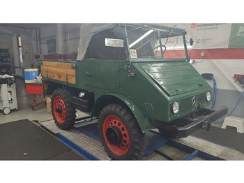 Μικρό φορτηγό με καρότσα