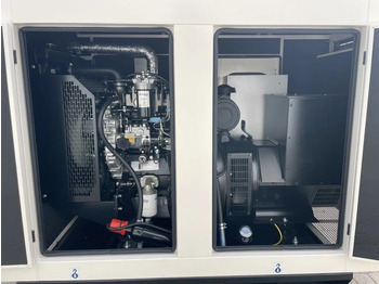 Νέα Βιομηχανική γεννήτρια Perkins 88 kVA Silent generatorset New !: φωτογραφία 2