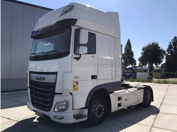 Τράκτορας DAF XF 460