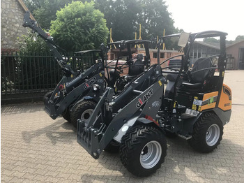 Σπαστός φορτωτής GIANT