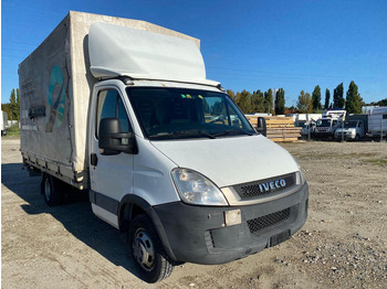 Επαγγελματικό αυτοκίνητο με μουσαμά IVECO Daily 35c18