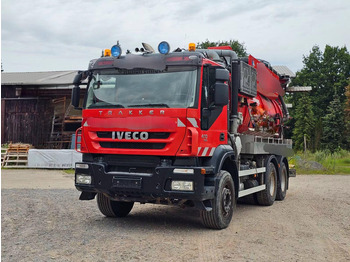 Όχημα εκκένωσης βόθρων IVECO Trakker