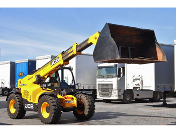 Ελαστιχοφόρος φορτωτής JCB