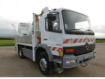 Μίσθωση Mercedes-Benz Atego 1318 Nacelle - Lifting basket truck Mercedes-Benz Atego 1318 Nacelle - Lifting basket truck: φωτογραφία 2