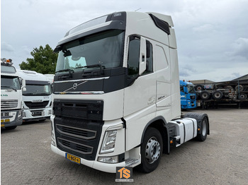 Τράκτορας VOLVO FH