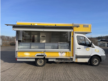 Αυτοκινούμενη καντίνα